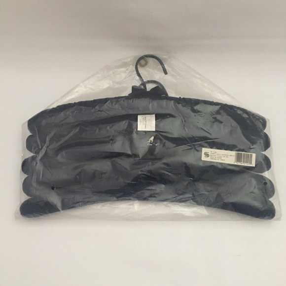 Vintage Hangers Satiny Covered Padded Scented Sealed Pkg of 5 Danielle of Canada - Picture 2 of 4